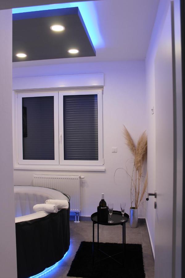 Jacuzzi Apartment Code 96 Zagreb Exteriör bild